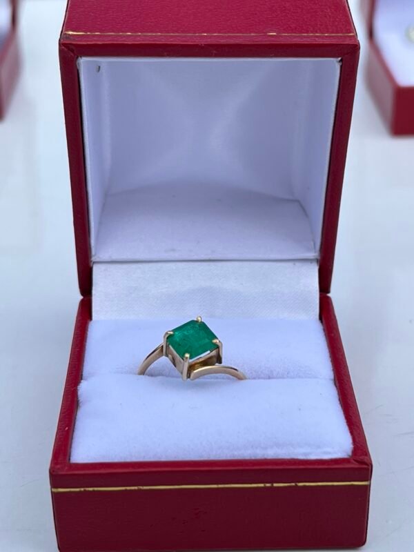 Anillo Liquen Esmeralda